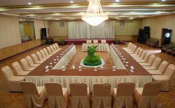 Meeting Room di Pardede International Hotel