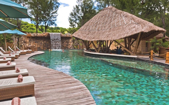 Swimming Pool di Pearl of Trawangan Resort