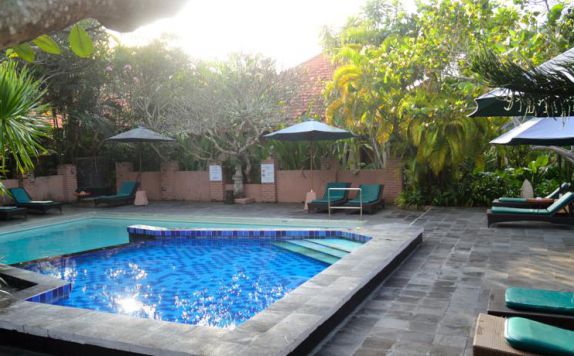 Pool di Peneeda View Beach Hotel