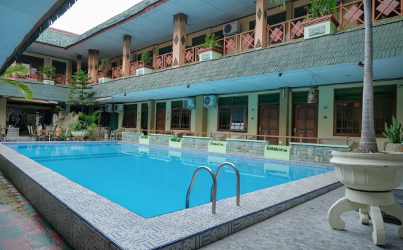 Swimming Pool di Perwita Sari Hotel