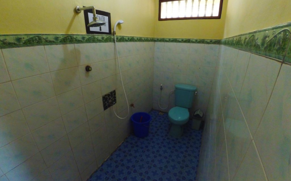 Bathroom di Pondok Batur Indah Bali