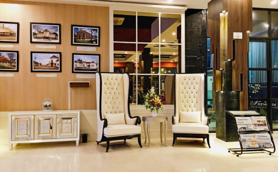 Lobby di Premiere Hotel Tegal