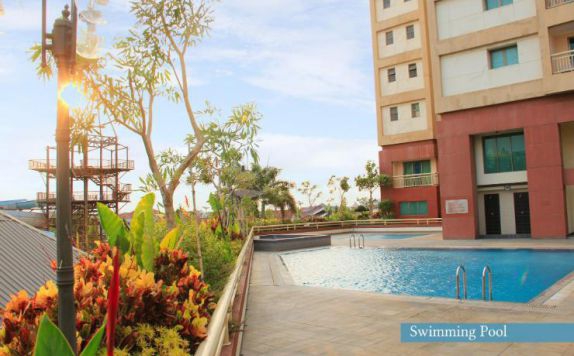 Swimming Pool di Puncak Marina Apartments Surabaya