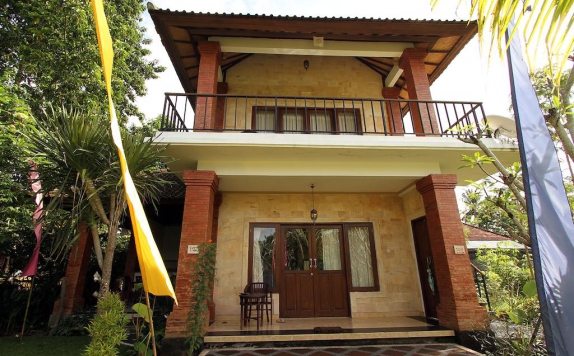 Front view di Puri Asri Villa & Spa