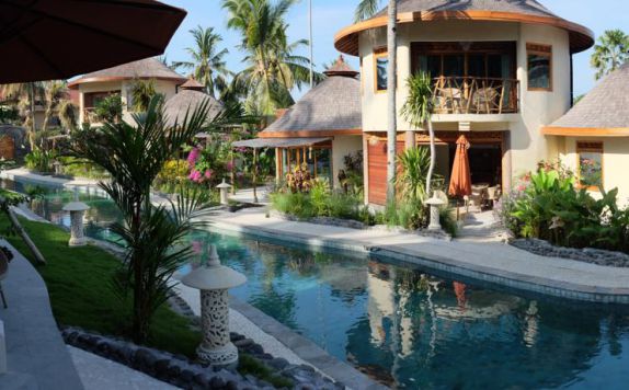 Exterior di Puri Dajuma Cottages Beach Eco-Resort & Spa