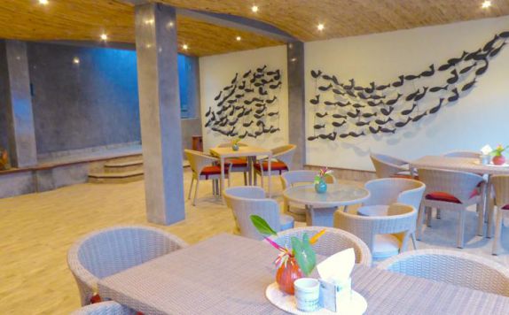 Restaurant di Puri Dajuma Cottages Beach Eco-Resort & Spa