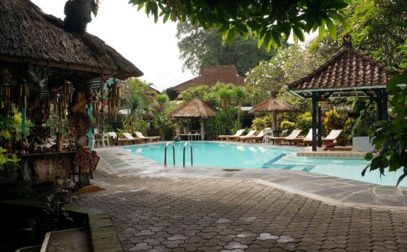 SwimmingPool Hotel di Puri Kelapa Garden Cottages