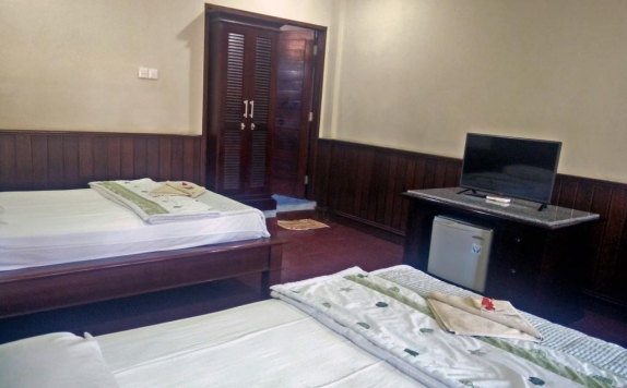 Kamar Tidur di Puri Rai Hotel