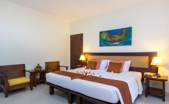 guest room di Puri Raja Hotel