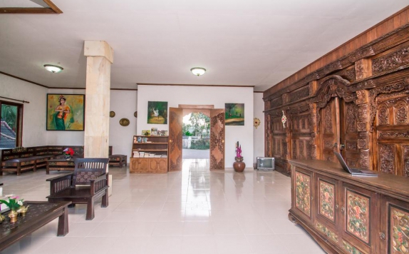 Lobby di Puri Saron Hotel Mandangan