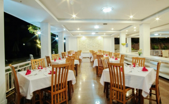 Restaurant di Puri Saron Senggigi Beach