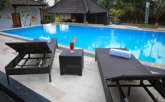 swimming pool di Puri Suksma Ubud