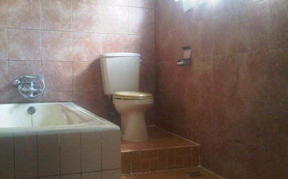 Bathroom di Puri Ulun Carik