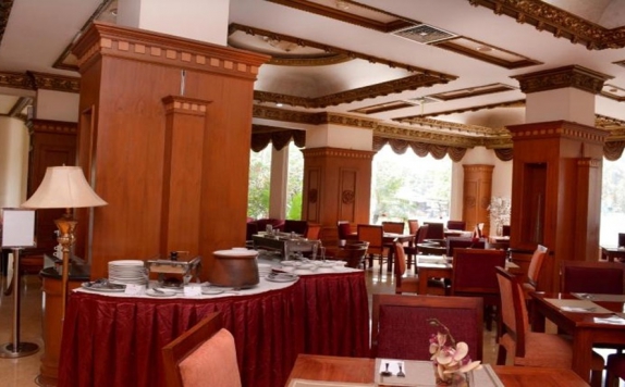 Restaurant di Horison Express Quds Royal Hotel