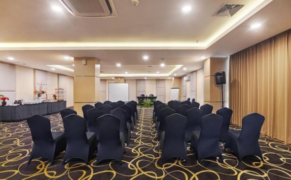Meeting room di Quest Hotel Darmo - Surabaya by ASTON