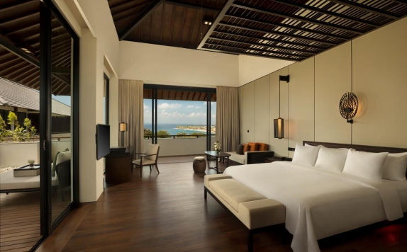 Tampilan Bedroom Hotel di Radisson Blu Bali Uluwatu