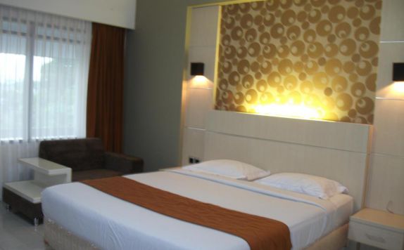 Bedroom di Ramayana Hotel
