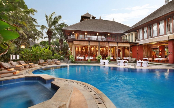 Swimming Pool di Ramayana Resort & Spa