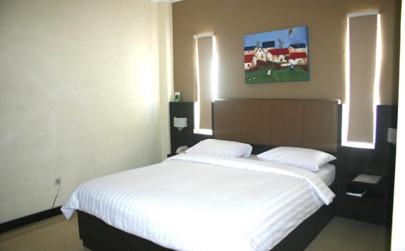 Guest room di Royal Mamberamo Hotel