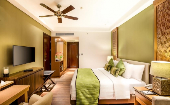 Double Bed Room Hotel di Royal Tulip Saranam Resort And Spa