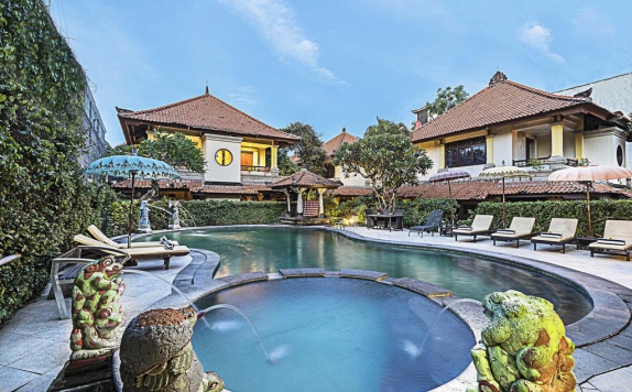 Swimming Pool di Royal Tunjung Bali Resort