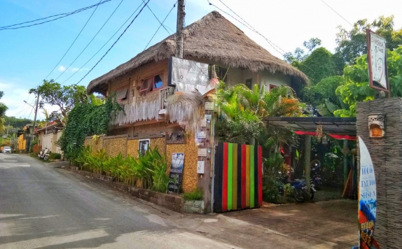 Front view di Rumah Warna Bali