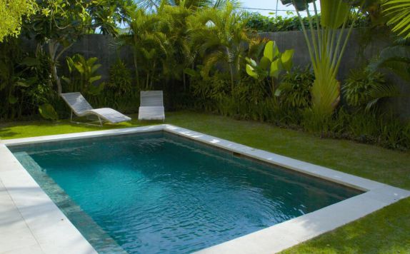 Outdoor Pool di Rumi Villas Bali