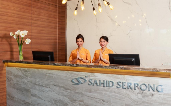 Receptionist di Sahid Serpong
