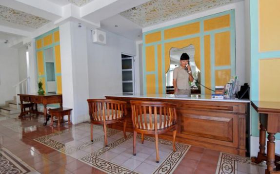receptionist di Samsara Inn