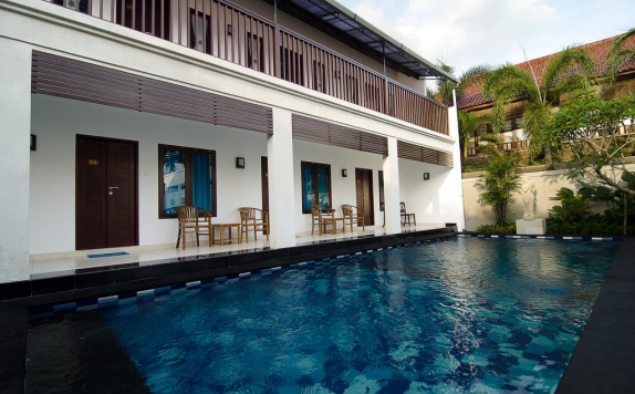 Swiming pool di Sanur Guest House