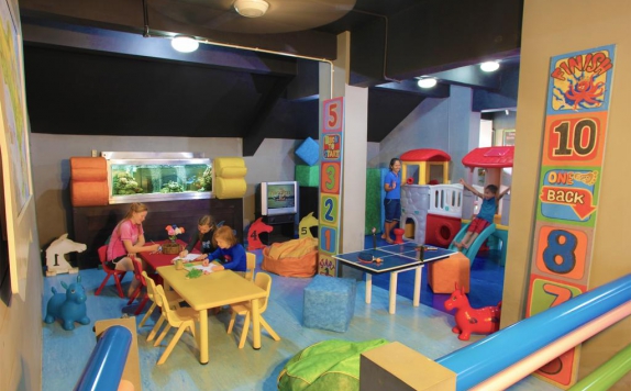 Kids Playground di Sanur Paradise Plaza Suite (Apartment)