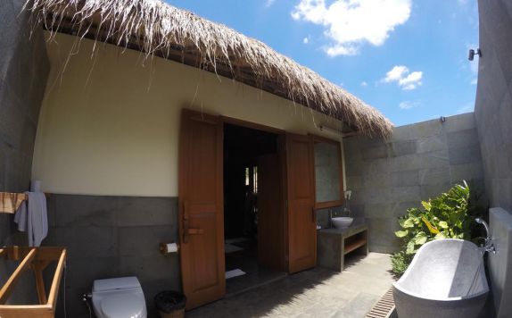 Bathroom di Sapulidi Resort Ubud