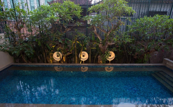 Swimming Pool di Saris Hotel Kuta