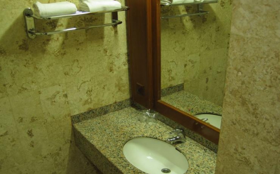 Bathroom di Satelit Hotel