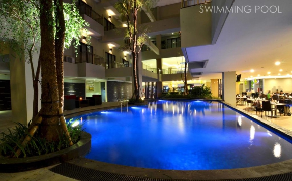 Swimming Pool di Savana Hotel & Convention
