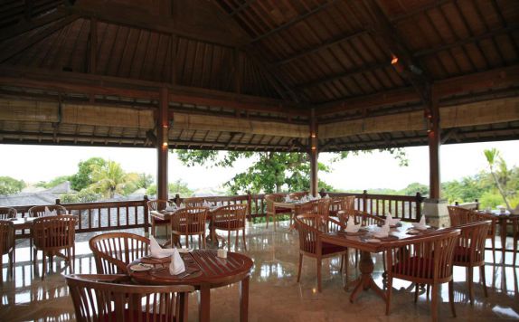 restaurant di Sekar Nusa Villas