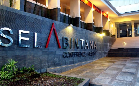 Tampilan Luar di Selabintana Conference Resort