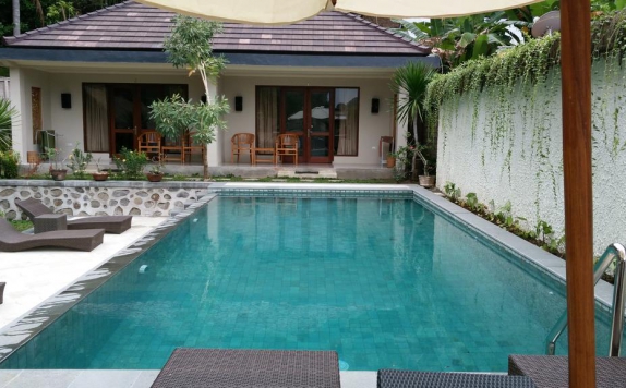 Outdoor Pool Hotel di Senggigi Cottages Lombok