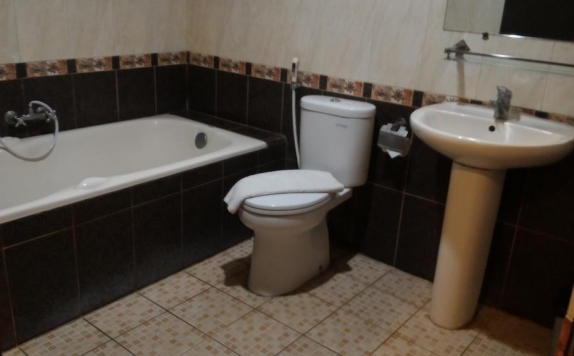 Bathroom di Serena Bandung
