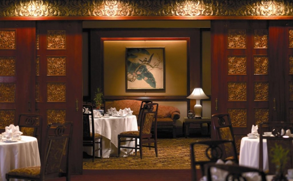 Restaurant di Shangri-la Hotel Surabaya