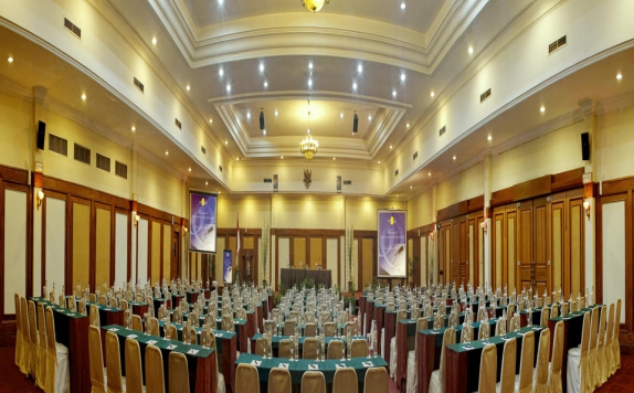 Meeting room di Singgasana Hotel Makassar