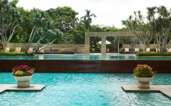 Swimming Pool di Somerset Berlian Jakarta (Apartment)