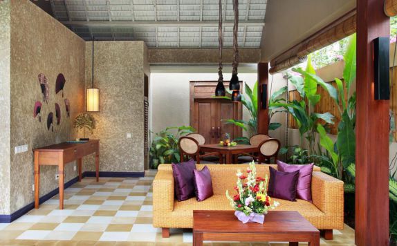 Tampilan Interior Hotel di Space at Bali Villas