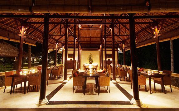 Restaurant di Spa Village Resort Tembok
