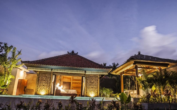 Tampilan Eksterior Hotel di Sri Abi Ratu Villa