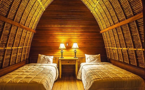 Guest room Twin Bed di Sukanusa Luxury Huts