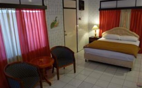 Guest Room Hotel di Sumber Ria Hotel
