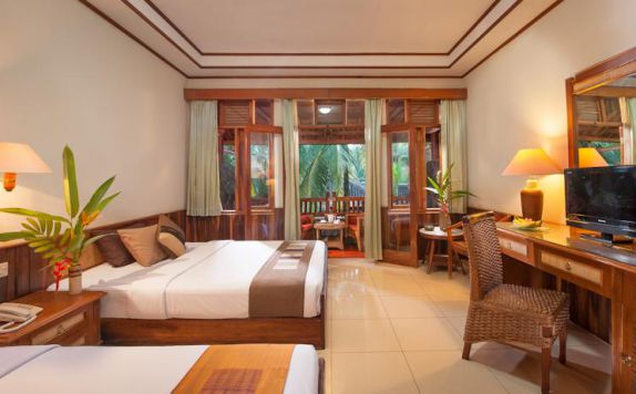 di Sunrise Beach Hotel Pengandaran