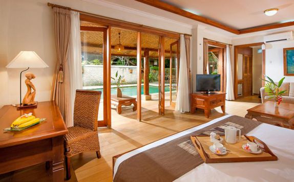 di Sunrise Beach Hotel Pengandaran