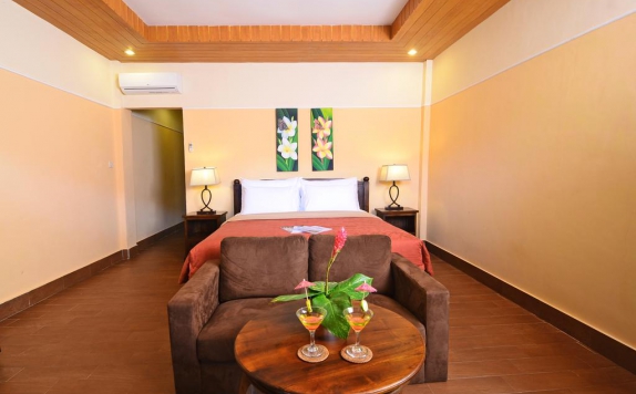 Guest room di Sunset House Lombok